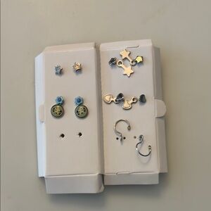 American girl doll - Silver and Gold Star and Heart Earring Set